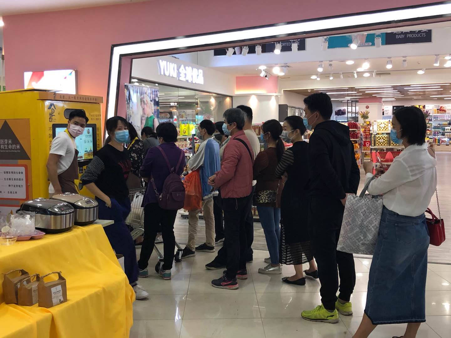 东吉智能碾米机引流进场火爆