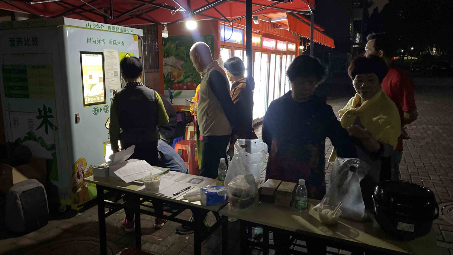 东吉智能碾米机进驻江门小区