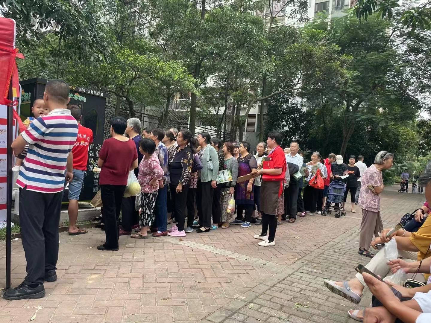 东吉良米仓智能碾米机